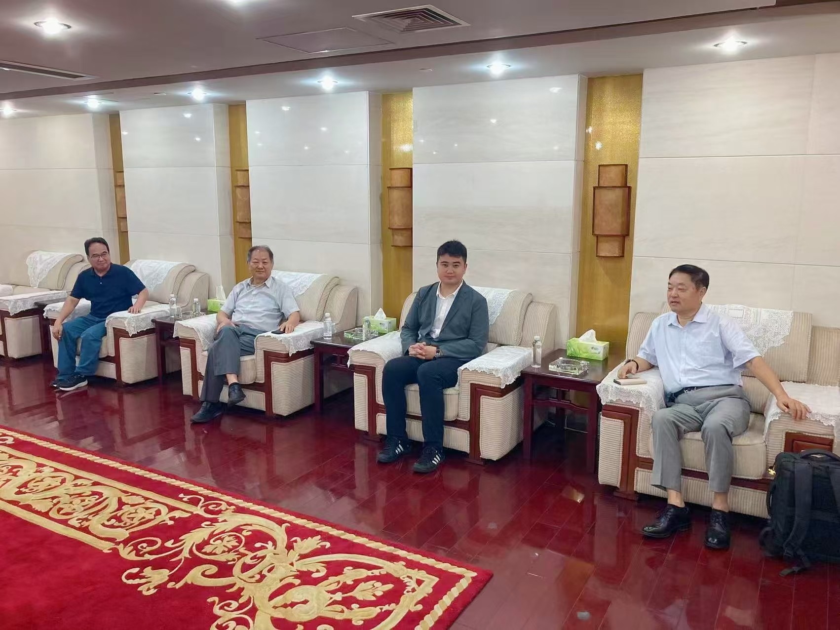 1758260663552963.jpg 学会领导莅临指导.jpg